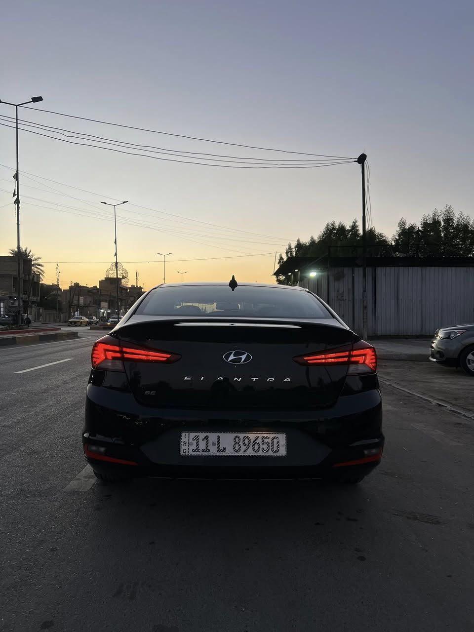 سلام عليكم النتره (٢٠٢٠)
رقم بغداد بسمي تحويل ثاني 

محرك ٢٠٠٠ دوش تنفس طبيعي 

كرير atm مرغوب 

مواصفات عادية 

تدفئة كشنات 

السيارة جاهزة من كلشي صدر جديد تايرات جديدة 

حادث بنيد فقط بارد بلجاملغ صورة السونار بلمنشور عداد المسافة ١١٩kmمكاني بغداد شعب حي سومر 

السعر (١٣٣) 

***********
