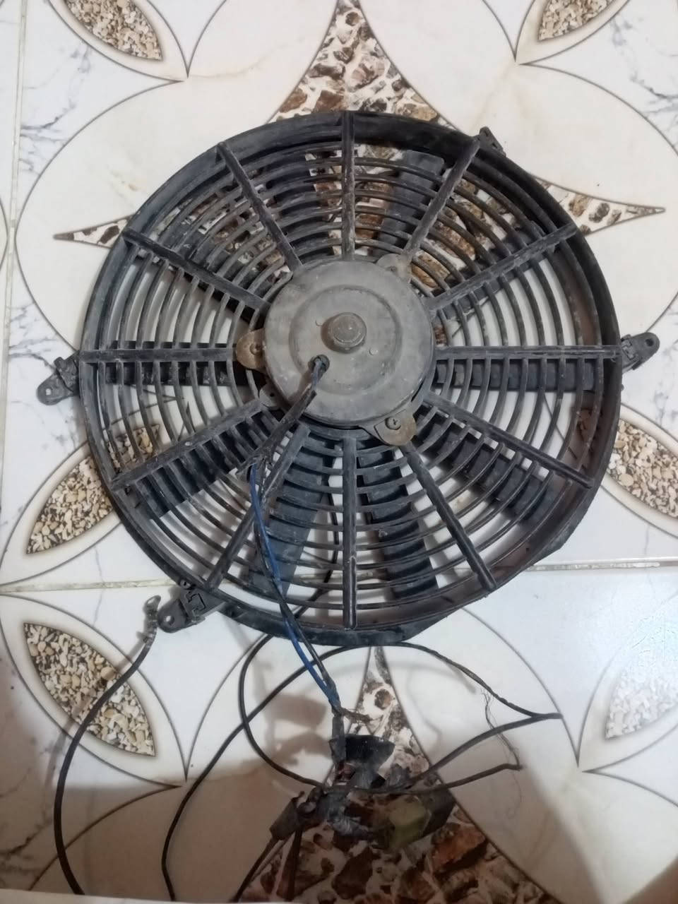 مروحه تبريد نيسان شبوط اسعر ٥٠ الف ***********
