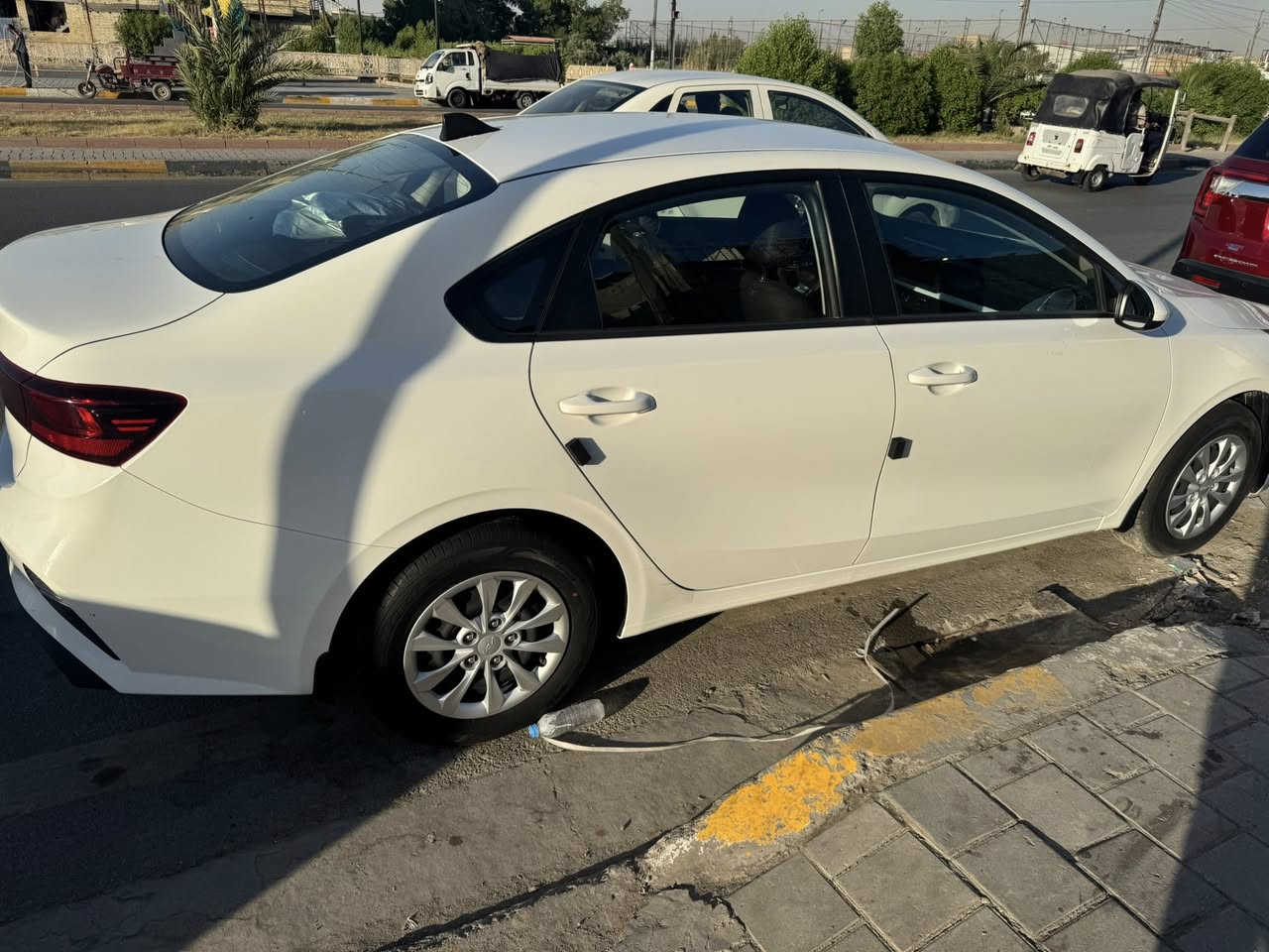 سلام عليكم سيراتو موديل ٢٠٢٣محرك ٢٠٠٠رقم بغداد ماشيه ١٢  الف *********** كفاله عامه
