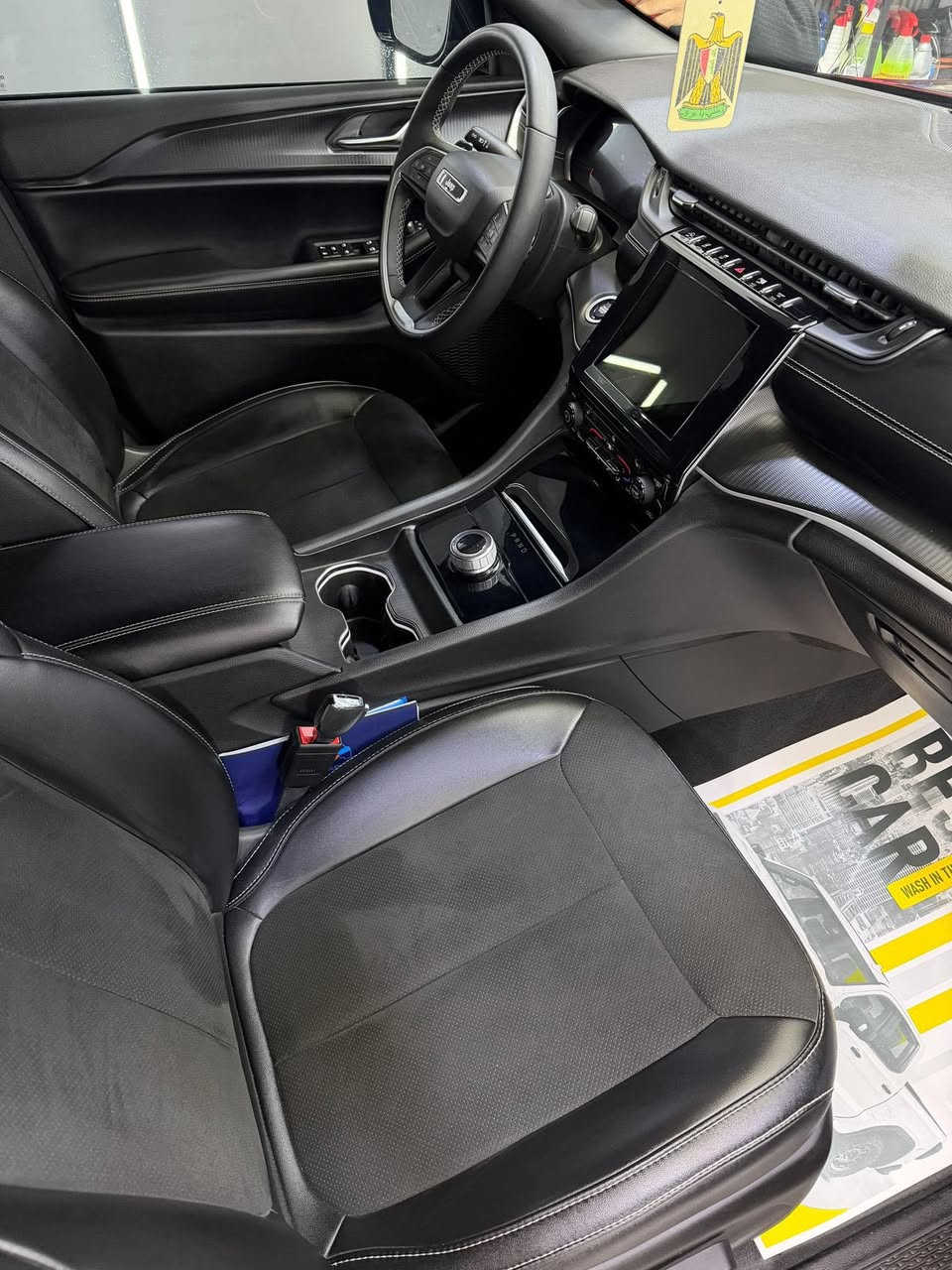 السلام عليكم اخوان
جيب شيروكي 2023 
ماشيه 45 الف ميل
بيها قطعه وحده الجاملغ الخلف السايق صبغ فقط 
مكينه 3600
فتحه
اشاير بالمري
شاشه كار بلي
بصمتين 
كشنات تدفئه
كشن السايق كهربائي
تشغيل عن بعد
مابيها اي نقص نضيفه كلش
وكتاب تضليل 80‎%‎ من مرور اربيل
سنويه جديده قبل شهرين 
سياره مكانه بغداد 

الاستفسار  ***********
ممتواجد ع فيس
