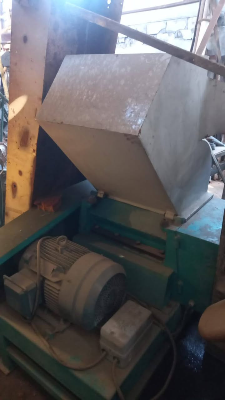 سلام عليكم ثرامه صينيه 50x50
مستعمله 10 ايام سعر 22$ وبيهه مجال قليل
رقم ***********
