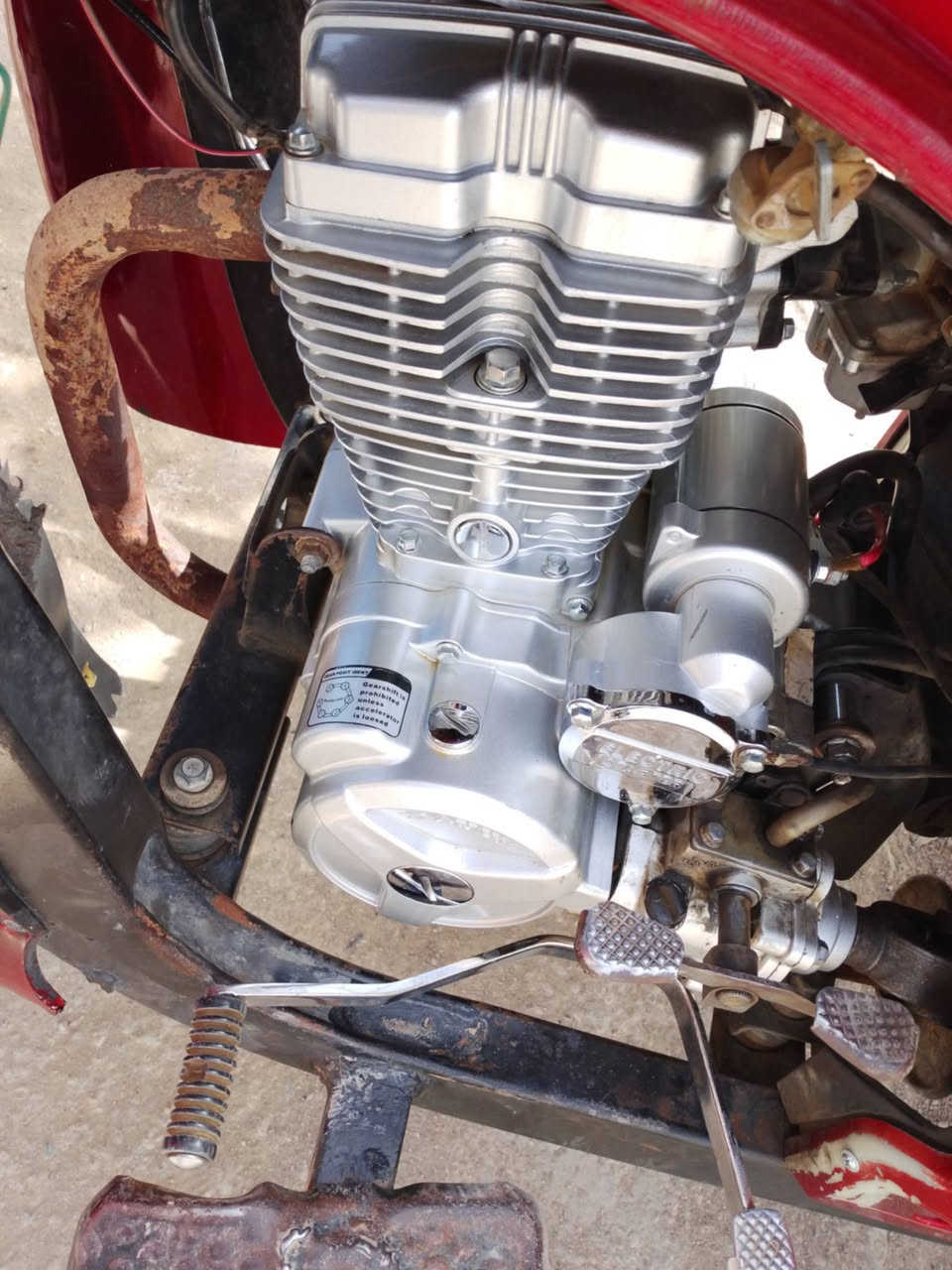 سلام عليكم ستوته للبيع موديل21 أوراق اصولي مكينة جديده كهربائيات كلها شغاله تواير  انضاف ستوته بلاديه شاصي مكفول مكان الرفاعي السعر مليون وستمائه وبيها مجال مكلف بانشر رقم راعيها (***********)
