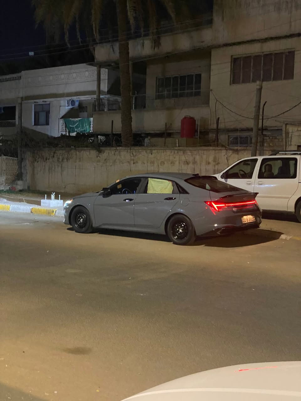 لبيع النترا 21 فول موصفات السياره كلين حادثه شبر بارد بل باب بس السياره جديد بمعنه الكلمه السعر 135 مكان السياره كاظميه مكفله بل نشر ***********
