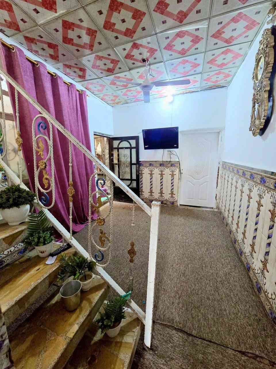 دار للبيع زراعي 100متر فقط 17مليون يحتوي على غرفه نوم صاله مطبخ صحيات استقبال كاشي جاهز سقف ثانوي  تجعيب وبناء بلوك عكاد عنوان الدار النجف الأشرف كوفه براكيه شارع المعمل خلف مستوصف الشهيد علي الرماحي عنوان المكتب الكوفة شارع المعمل قرب شارع المطار القديم مجاور صيدليه بلال مقابل صيدليه زحل جوار شارع سيد حبيب 
***********
***********
