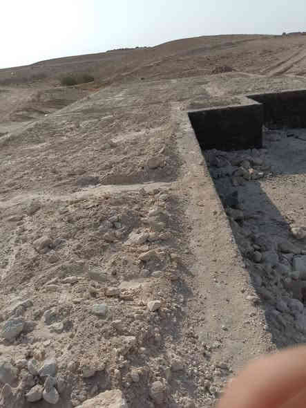 السلام عليكم
يوجد تجعيب رباط مدفون +نكره محفوره مبنيه مصبوبه
للبيع/في حي الرفاق قرب مسجد الرشيد
يتكون تجعيب من /ديوان/هول/كندور/غرافتين نوم/مطبخ
مساحه 250متر
لسعر  خاص
للاستفسار على رقم ***********
