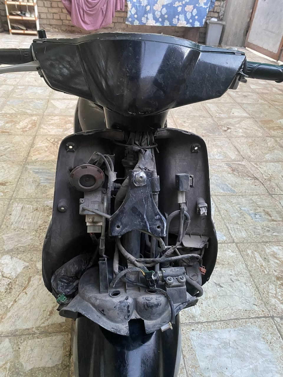 سلام عليكم فله للبيع دراجه بيه حادث بل كفر امامي لا عواج مابيه تجي وتشوفه دراجه مكفوله من مكينه وكفر دراجه بس بجيم خلل بيه باقيه كله شغال دراجه 550 وبيه مجال. بكان بغداد رقم***********
