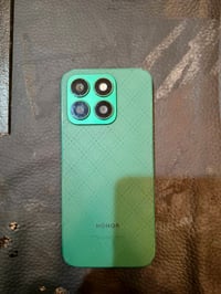 هونر X8b • ٥١٢ • شاشة متأثرة