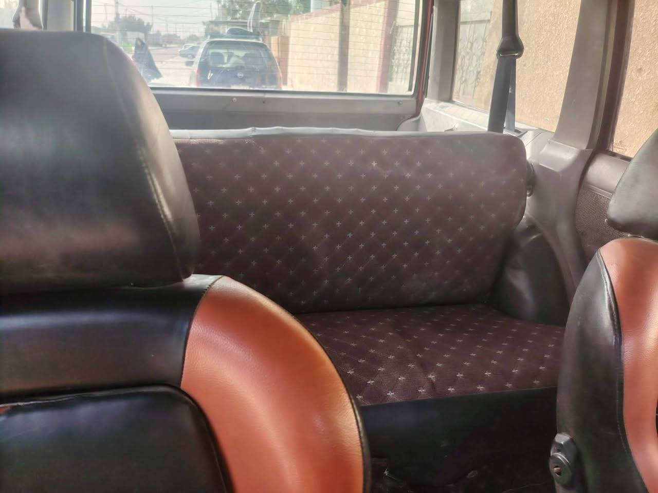 جيب شيروكي موديل ٩٤ محوره  مكينه بطه  مكفوله سياره جاهزه رقم ذي قار مكاني بلكوت ***********
