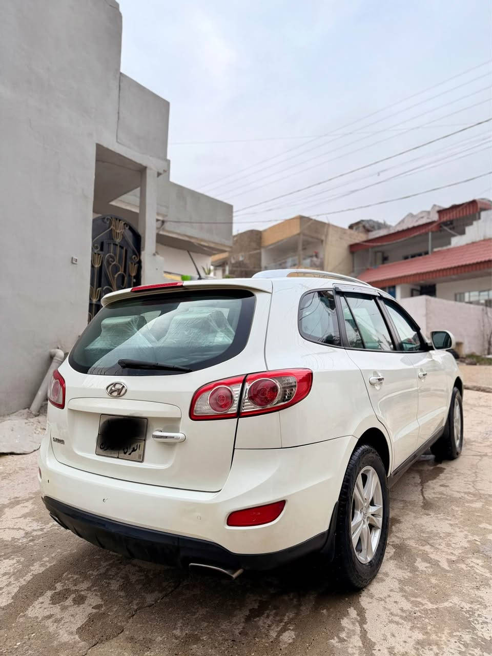 رقم السيارة : دهوك
موقع السيارة :دهوك
نوع السيارة :سنتافي
موديل السيارة :2011
المسافة المقطوعة:200km
مواصفات:فول موصفات سلايت دبل شاشه فتل رادار كاميره فقد بدون بصمه كير و مكينه بشرط  
ملاحظات:سياره بدون اي شي حتا بدون تعديل
سعر:147وبيها مجال بيسط
للأستفسار :*********** واتساب فايبر كورك دهوك, العراق
