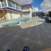 خلفه سيراميك وبورسلين ومسابح متفرغ ٠٧٧٧٤٨٠٦٠١٠ملاحضه لا تنطي ربع الا ب...