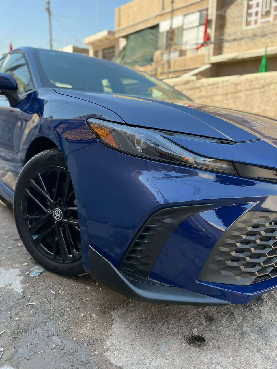 تويوتا كامري 2025وارد أمريكي هايبرد بانزين 
ضررها قطعتين بدون ايرباك  ب اسمي رقم بغداد 
مواصفات Se 
مكانها بغداد 
تفاصيل اكثر اتصال 📞 
*********** بغداد, العراق
