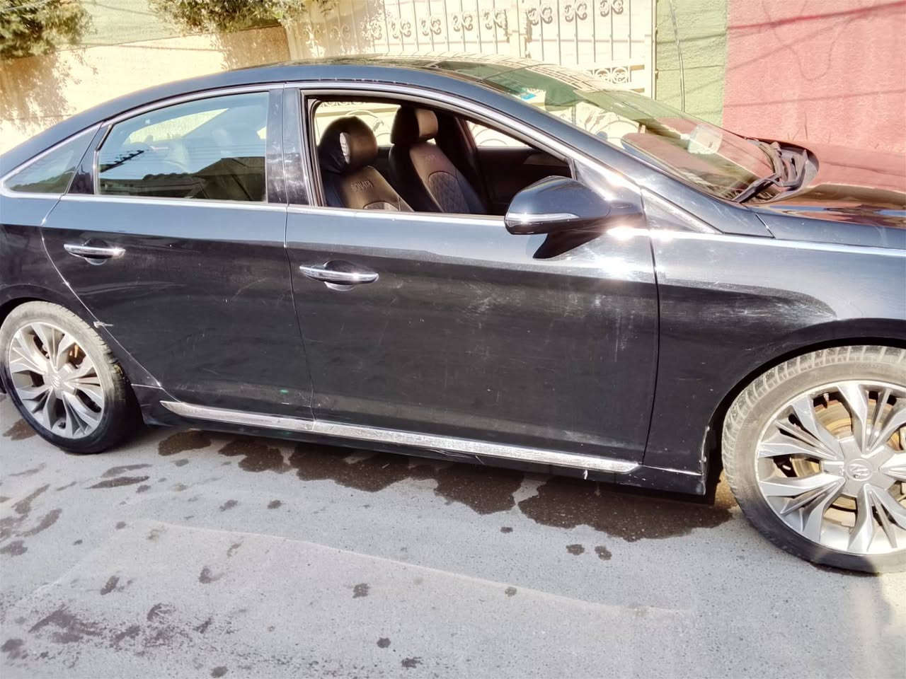 سوناتا وارد امريكي ٢٠١٥ فول مواصفات محرك ٢٠٠٠ تيربو أنظمة قيادة تحكمات ستيرن جهتين بانوراما  رادار حساسات سايد بريك كهربائي كشتات كهرباء تدفئة تبريد  كشنات خزن  صور السونار هنا موجودة سعرها ١٣٠٠٠ $ التواصل على الرقم *********** اتصال او واتساب
