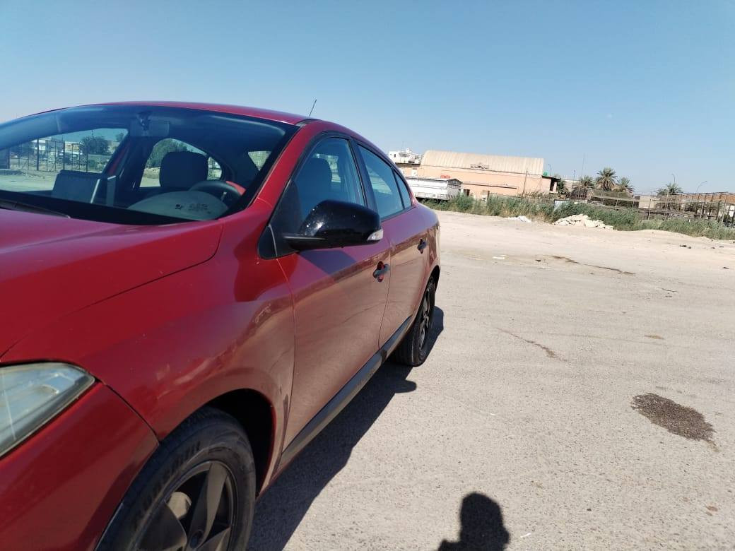 للبيع رينو فلونس ٢٠١٣ كير  اوتماتيك atf المرغوب
Renault Fluence موديل 2013 محرك 1600
كير ومكينة وحدادية كفالة جدد
منضومة بانزين جديده
حدادية كلهه جديدة  كلشي مابيهه نقص برغي
مشط ستيرن جديد
ويل رياضي اسود
تبريد شغال ممتاز
هزة جديدة
منظومة زنون جديدة
اي نقص مابيهه السيارة جاهزه للاخير وعالفحص وين ماتحب تفحص 
الرقم انكليزي [29] تحويل باي مكان يعجبك
السيارة باسمي عنواني الديوانيه المركز تحويل ثاني يوم
السونار مالتهه بالصور موجود
السعر 60
***********
