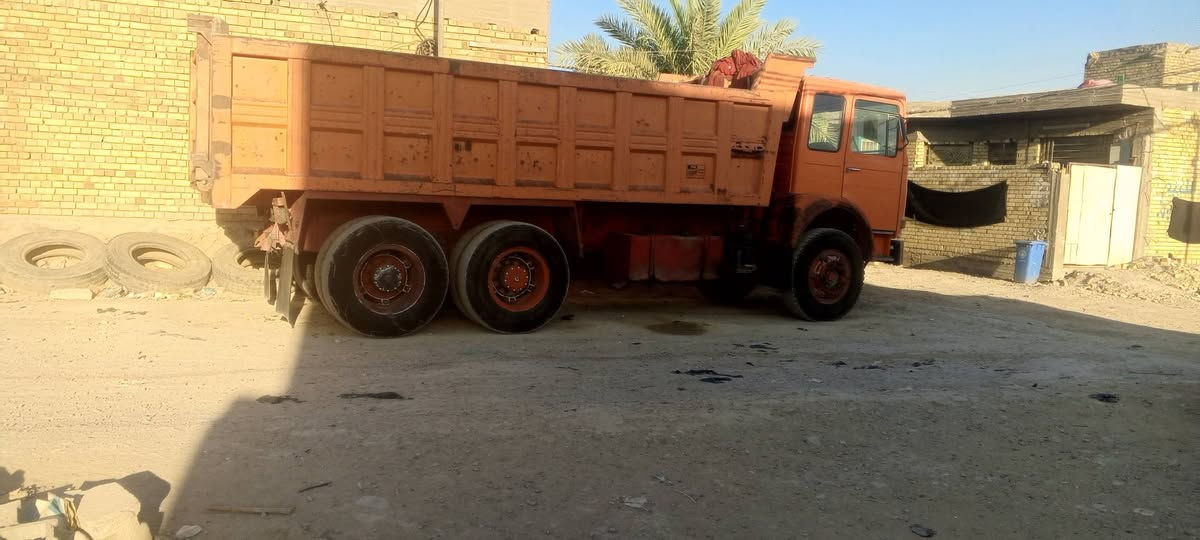 مان للبيع موديل 81 سيارة جاهزة العمل مكينه جديدة كير جديد سنويه جديدة بسمي ***********
