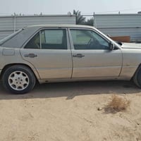 مرسيدس دب • ١٩٨٩ • مكينة گير ١٠٠/١٠٠