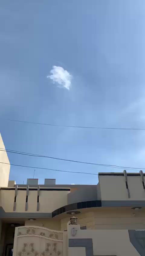 #عرض مميز 🔥
🏠 #دار #للبيع 🏠  
#تكريت /#الزهور (#مقابل حديقة) 
#مسااحة200متر 
#واجهه10 
#نزال20
#شارع 15
(قرب حولي الزهور)
#سنة البناء 2015
#مواصفات البيت  
 غرف نوم عدد 3 +2 مجاميع صحية +مطبخ حار بارد  +گراج للسيارة +سقوف ثانوية 

#السعر مناسب بالفيديو 
#التعامل مع صاحب البيت مباشر 

#للأستفسار  الاتصال بالرقم او مراجعة مكتب (علي واحمد للاستثمار العقاري) بداية مدخل شارع 60 بعد عمارة الحاج ناطق 

*********** ابو أيلين 

...............................
 نستقبل جميع عروضاتكم السكنية 🏠 والتجارية 🏡 بكافة المناطق #بيع #شراء #الاراضي #المنازل #ايجارات #تجاري #سكني #شقق #مشتملات #محلات.
