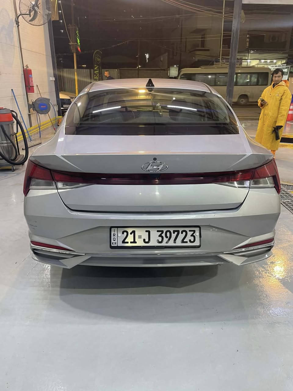 سلام عليكم 
النترا موديل 2021
موصفات سيارة 
ردار امامي 
حساسات خلفية 
نقطة عمياء بل مري 
جميع حساسات سيارة شغالة 
تحديد مسار 
سياقة ذاتية 
تخم تاير جديد 
سيارة كفالة مكينة كير ماعدا حادث أمريكي موضح بل سونار  بعدهة مي الشركة مالتهة 
مكاني سبع ابكار او شارع الكفاح بغداد
سعر 143 ورقه 

***********
