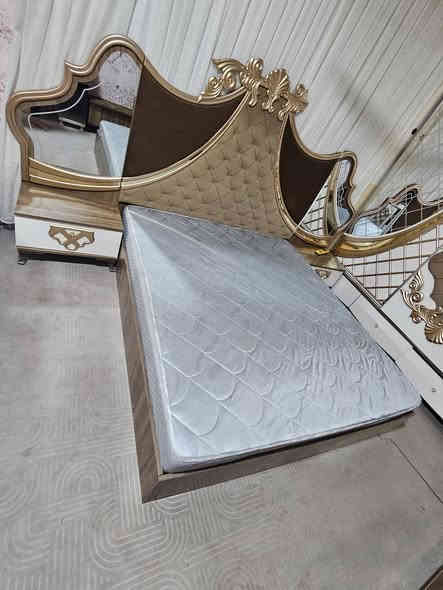 معرض عياض ويوسف عنوان كركوك فلكه مصلى غرفه نوم ملكي تسع قطع نظافتها 100% سعره 900 ويشد وين نقل》》***********》***********》
