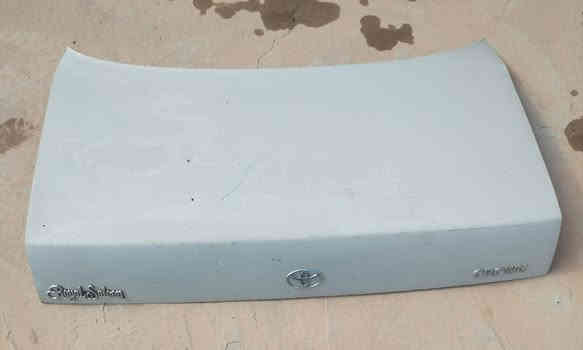 غراض بطه للبيع
جنطه منفصل 

بك لايت نص عمر 

آيسي 

مبخره

يده گير

***********
النجف خان النص
