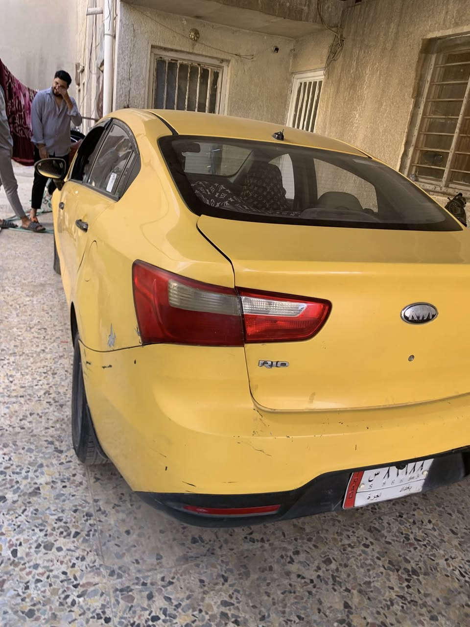 سلام عليكم كيا ريو مديل 2014 خليجي سياره نضيفه بيه طخات خفيفه مكينه تخبل لاتبخير ولاتنقص كير نمره ٣ عل ٤ جلب خفيف بيه منضومه زنون صدر امامي خلفي جديد تايرت جدد عليه غرامات ٤٥٠ الف هيئه ١٥٠. سياره بسمي تحويل ثاني يوم سنويه بسمي السعر ٦٨ بيه مجال للاستفسار رقم *********** متواجد واتساب
