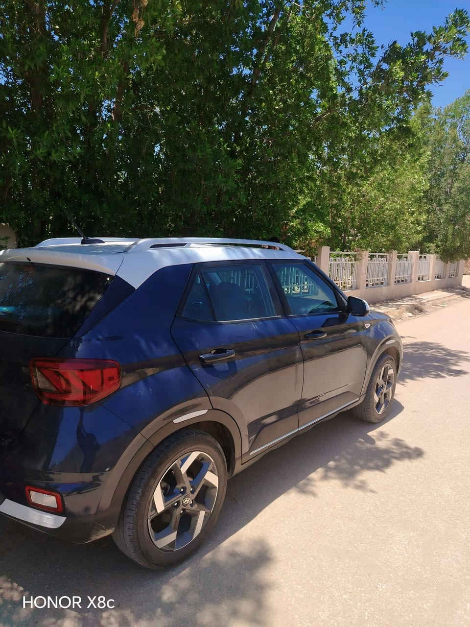 آللهم صلِ على محمد والِ محمد 

هونداي فينو 2024 فول مواصفات دخول جديد حادث البنيد فقط فقط بدون تبديل صور الحادث مرفقه بالمنشور ماشية 2 الف بعدها زيرو 
 بدون رقم دخول جديد تترقم جميع المحافظات 

المواصفات …
-بصمه ابواب وتشغيل  
-رادار امامي وجانبي 
-تشغيل عن بعد
-اشاير بالجاملغ
-ويل كب 
-تحكم ستيرن جهتين
-مثبت سرعه
-تحديد مسار
-شاشه كبيره اندرويد اوتو + كاربلي
-منافذ يو اس بي + تايب سي
-تبريد شاشه
-درايف مود ماوس ثلاث وضعيات 
-عدادات شاشه دجتل
_شحن لاسلكي 

مكان السياره بابل
مستعجل على البيع عندي بناء واريد ابيع 

للاستفسار: 
***********
***********
