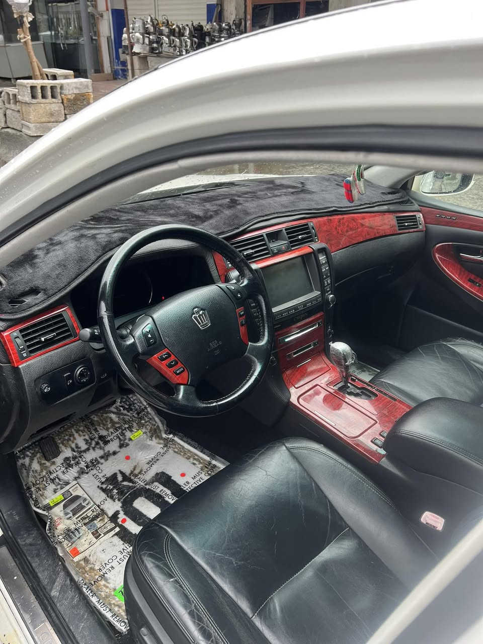 بەناوی خوای گەورە 

ماشاءالله  لە ماڵی هەموو لایەک 

Toyota crown shahina V6  2005
بڕاوە بڕاوە بڕاوە 
١٨٢ لۆک ✅
مواسەفات ٤دوگمە✅
جڵد ٤کوشن هیتە و کارە با✅
ئاوئنە ئیشارە ت✅
بێ دەعموو لێ دراو ✅
کوشنو دەشبولی زۆر جوانە هیچ دراویو شوختو شکاوی نیە لۆک لۆکە❤️
٥بەسمە GPSمواسەفات شاشە ❤️
گێر مەکینە کارەبای تەقەو رەقە هەموو گیانی بەشەرت ✅
سەیارەکە جوانو خاوێنو بێ مەسرەفە جرکەی تێدا نییە 👍🏻
سعر ٥٦ مەجالێ کەم 
شیوین حاجیاوا ✅
 موشتەری نامە بنێرئ لە خزمەتام 🤍
ئە دمین❤️


**إذا كنت صاحب هذا الإعلان وتريد حذفه لأي سبب، رجاءا أرسل رسالة إلى الدعم الفني**