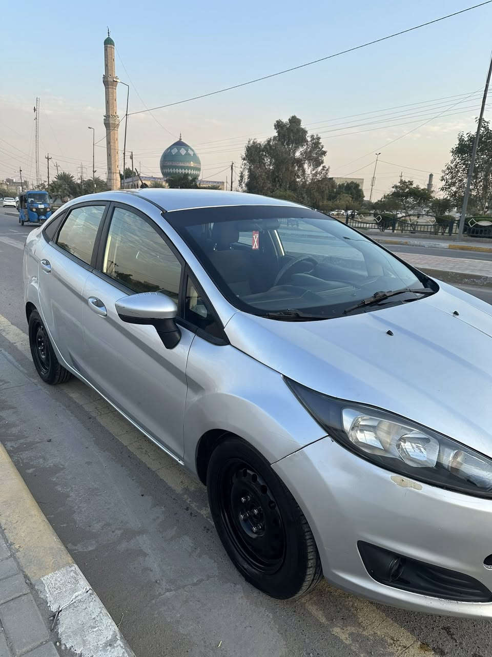 سلام عليكم فورد فيستا للبيع
موديل 2016 السياره جاهزه مكينه كير تبريد صدر كامله السياره ب اسمي حادثه من امريكا بنيد وجاملج وبل عراق جاملغ عكس السايق علكد شبر سعرها 77 الاتصال ***********
