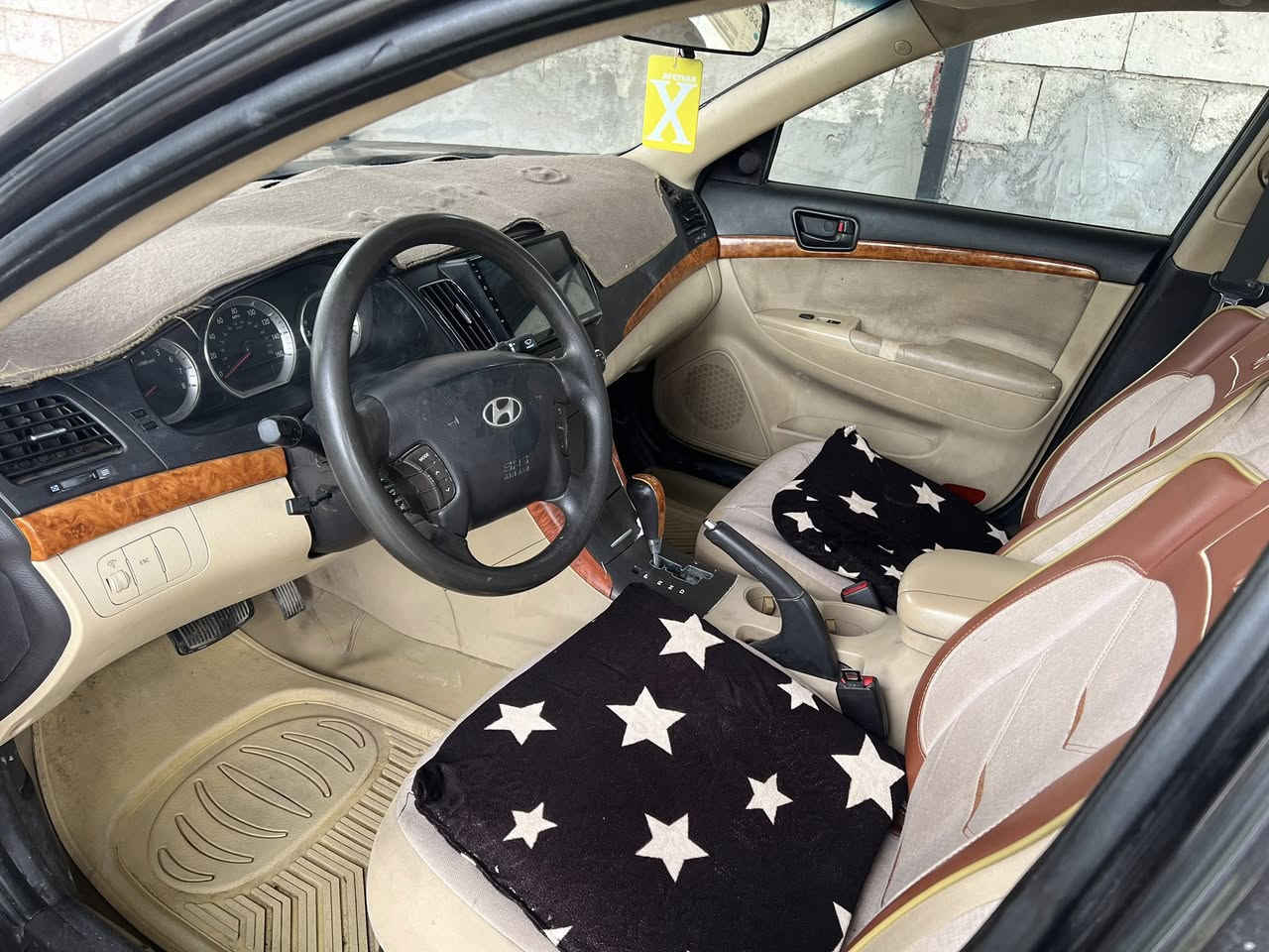 سوناتا2009امريكي رقم نينوئ مشروع وطني باسمي سنويه غير نافذه فول لون قهوائي بدون دواخل شرط محرك ٢٤٠٠دوش كير شرط داخل لوني صاج تنته تحكمات كشن كهرباء سونار مرفق بل منشور بجم كبس تبريد تدفئه كلها شغاله مكاني صلاح الدين قضاء العلم 
100ومجال بسيط
***********
