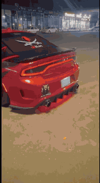 السلام عليكم 🫡 جارجر مديل 2017  اصل 👍سيارة تبريد ثلج حدادية كير محرك بل كارتون سيارة 🚗 فول مواصفات جديدة 🆕 كلش كشنات جلد سيارة فول الفول للخير سيارة عليهة تزويد وبرمجة يعني صارفين عليهة كلش هواي جكات تصعد وتنزل نار 🔥 من صالنصات  سعر 169 رقمي *********** مراوس حسب القناعة
