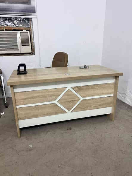 سلام عليكم 

غراض مكتب للبيع كلهن نضيفات 

للاستفسار الاتصال

***********
