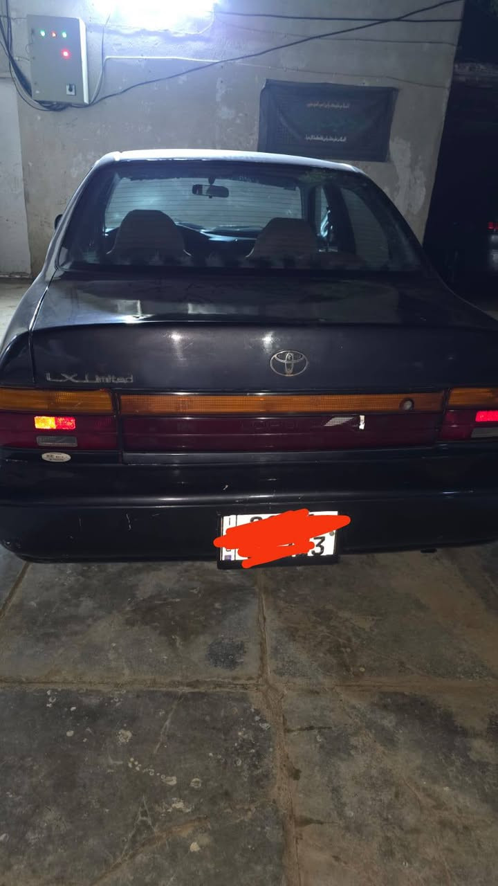 سياره كولاه 1993سنويه جديده الغايه 11/1/2031  رقم واسط انكليزي سياره صبغ عام الجمالية كفالة عامه كير ومحرك1600 وسدر ومشط و تخم تأير جديد سعر57بيه مجال الاتصال على الرقم ***********مامتواجد على فيس بوك
