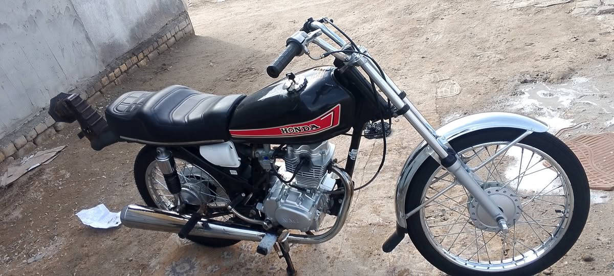 سلام عليكم دراجه البيع نامه شلامجه الصلي تعمير 25كله جديد مكان الناصريه مركز سعر 650وبيها.مجال.الخاص.مفتوح👎


**إذا كنت صاحب هذا الإعلان وتريد حذفه لأي سبب، رجاءا أرسل رسالة إلى الدعم الفني**