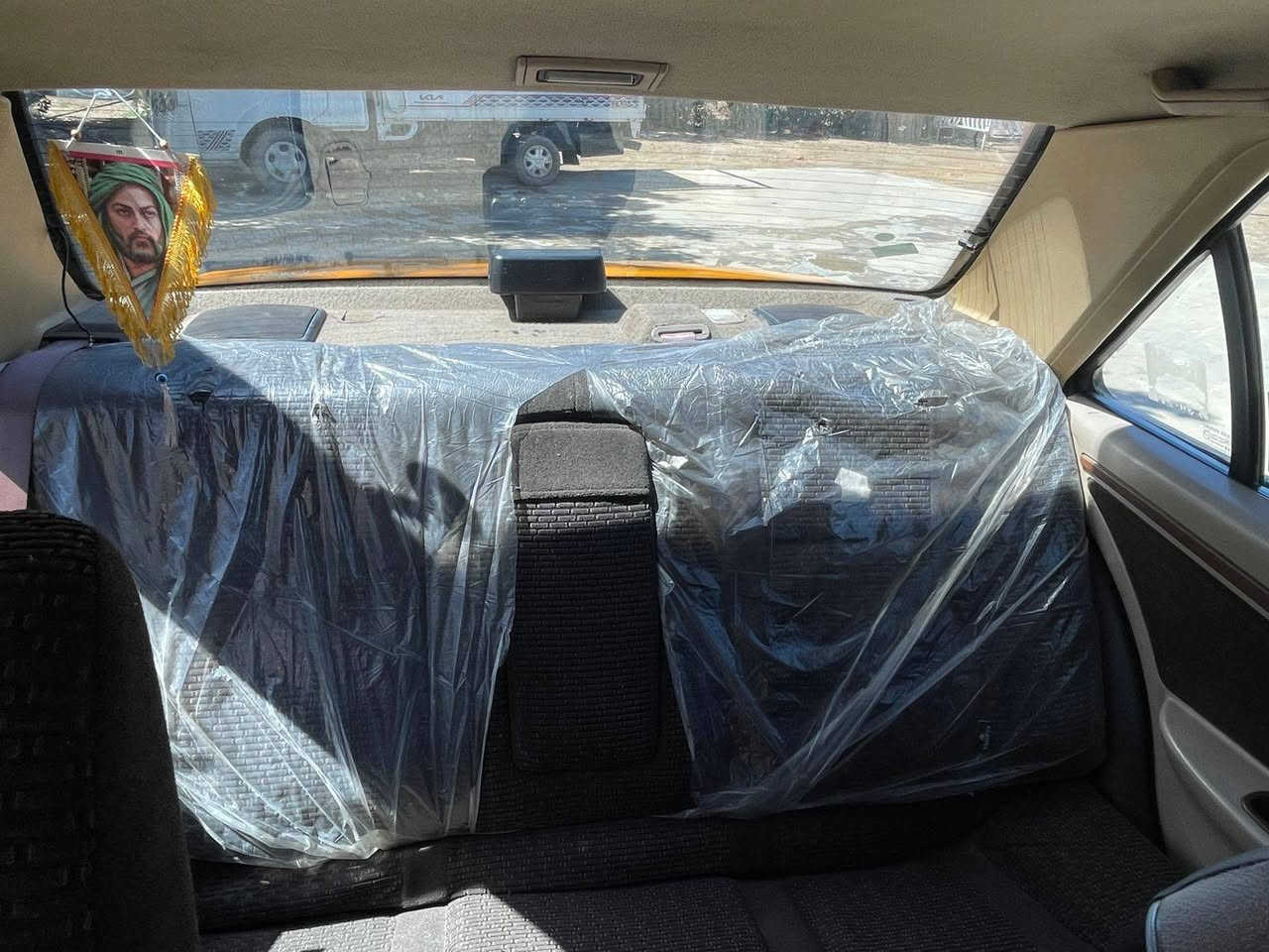 السلام عليكم ورحمة الله 
بيجو موديل 2021  رقم بغداد سنوية لل 28 
مكفولة من اي شي كير ومكينه وتبريد وحداديه تخم تاير
دواخل كشر مكفول من الضربه والصبغ والتبديل والبارد  مال جناي اعبد واكرر مال جناي السياره وكلش حلوة وكاعده مكاني كوت *********** السعر 65 وبيهة حك الجيه مجال بسيط شراي بخدمته دهل اوران, واسط
