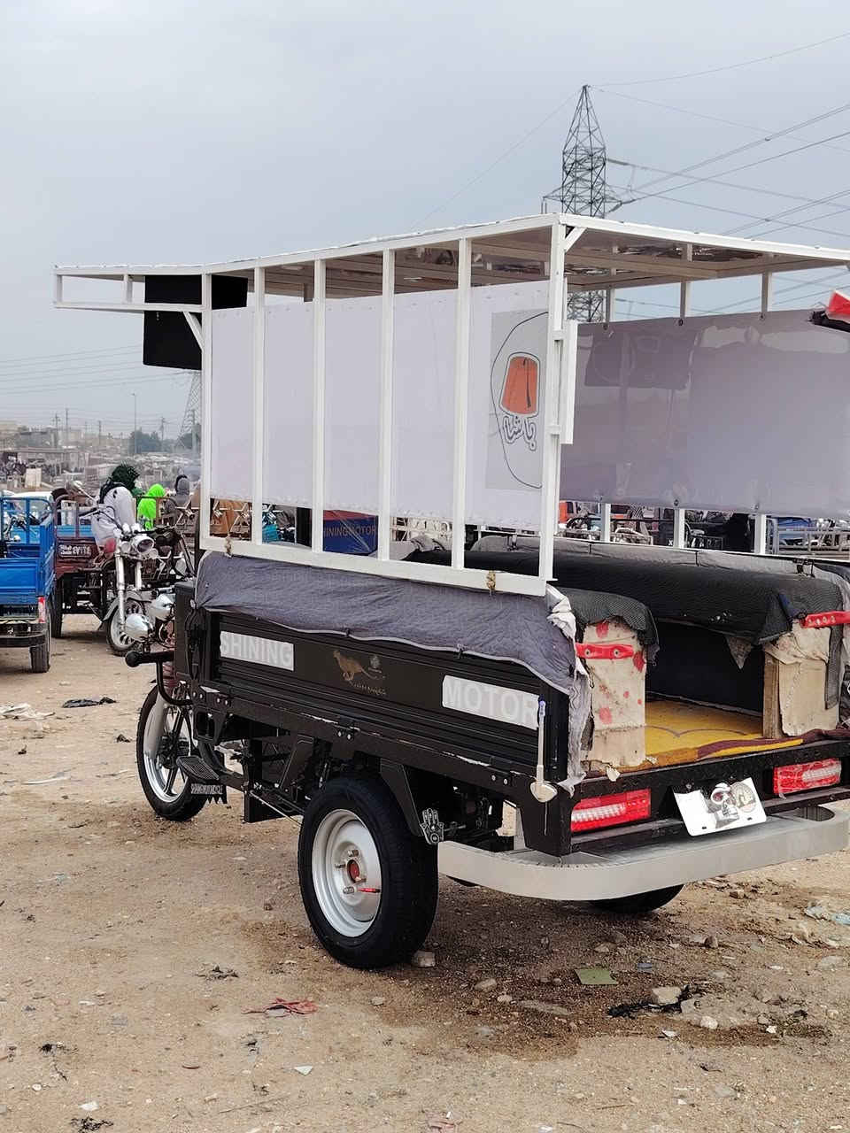 سلام عليكم ستوته للبيع مديل ٢٣ طالعه بل 26 صار شهرين من مطلعهه من الوكيل دراجه احله من الصوره دراجه بل جيس ابيع فارغه بدون محجر وغراض دراجه جلخ ما بيه مكان نجف رضويه رقمي *********** مستعجل عله بيعته
