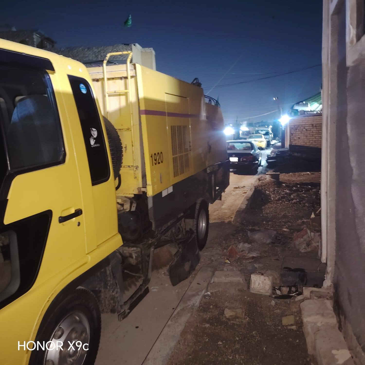 كانسة شوارع هينو موديل ٢٠١٨ #الـــبـــيع كنس جهتين رولة كنس خلفيه رفع اتربة من خلال روله شغاله ضمن خطة 
للاستفسار اكثر :- 
الهاتف 📱 ☎️ 
(***********)
