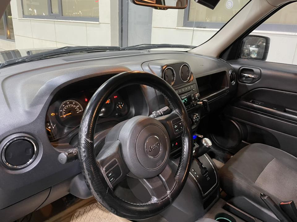 Jeeb 2017 dabll aksll makia gawaray mrxub  mwasafat jam karaba,awena hitar, ta7did swr3a,gerw u makinau tabrid ba shart hich masrafi nya u taya tazaya bo paywandi krdn ***********
باتريوت. 2017. 4ويل. بجم كبس رقم. سنويه جديد
كير ومكينه. وتبريد. مكفوله. بدون. اي نقص سياره جاهزه. سعر 128
