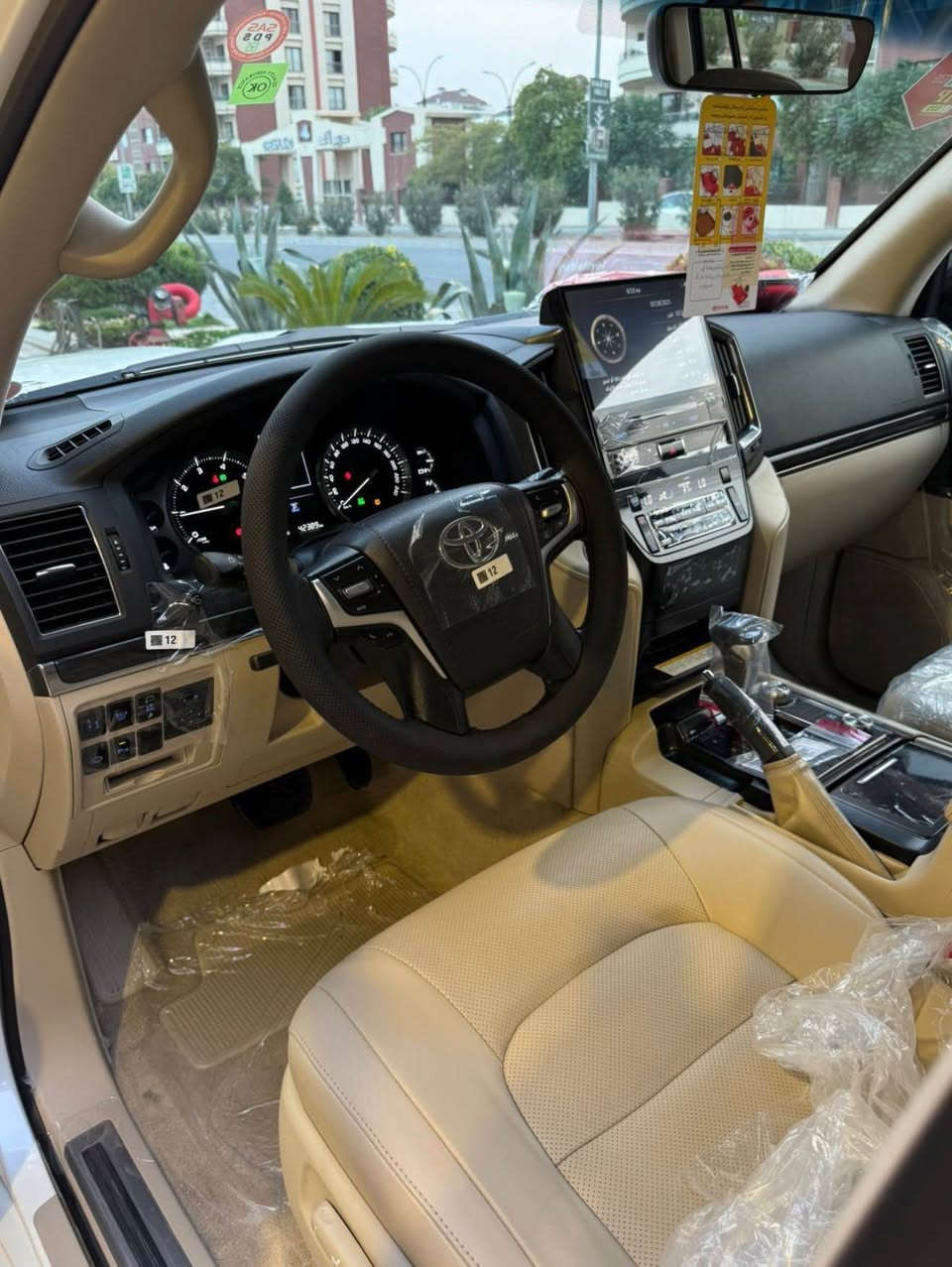 لاندكروزر  2021    ساز باب اول     جديد جديدة  📦📦✅✅

موديل ••••         2021 ✅✅  V6    

مكفولة  كفالة  عامة  شرط  بدون صبوغ و شوخط و تعديل ✅

_فول مواصفات •••  درجة   اول  

_جديدة جدا بحالة الوكالة   ماشى   54    الف 

_ جنطة كهرباء 
_ گيج   ليگزز  
_ شحن لاستيكى 
_ فتحة 
_ كوشن 3  دگم 
_ كراسي كهرباء 
_ جلد بلادي 
_ 5 كاميرا  
_ 8 ارباك 
_ شاشات بلاديه
_ تشغيل  عن بعد 
_ حساس - بلاجكتور 
_السياره فول 1/1
_للاستفسار اكثر عن الاسعار والتفاصيل 

   ✅✅☑️☑️☑️☑️✅✅
سعر     :::         560            
العنوان :::         سليمانيه
تلفون   :::         *********** بغداد, العراق
