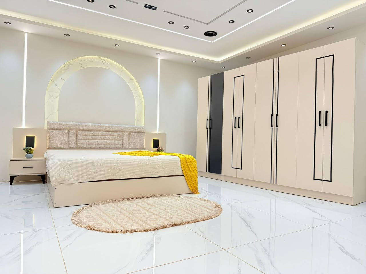 غرفه نوم تركيه خشب درجه اولى وبضمان حبايب 
 
وصلت الغرفه الموديل الجديد والسعر صدمه 
بس بمليون و١٠٠ شامل توصيل وشد بكادر محترف 
مميزات الغرفه 
سؤال
*تم وصول موديل ماكروت       الجديد*

❇️كنتور 3 متر
❇️7 قطع         
❇️ برغي  حديد
❇️ شغل ممتاز وأصلي 
  انار بل سرير 
 ✅طابوريه خشب شد 
  للاستفسار اكثر اتصل على 
*********** 
او مراسلتنا على بريد الصفحه
