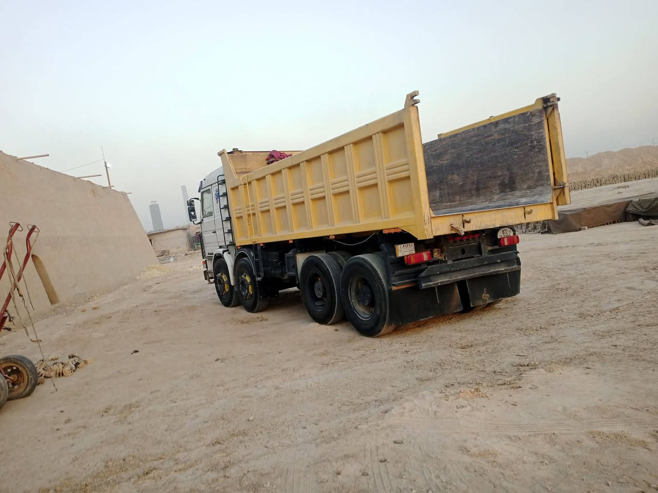 سكانيه البيع مكينه 8 6/0 كير 3/3 عكراب
شصي مكفول تخم تاير عكراب بلاد
‏ ***********
