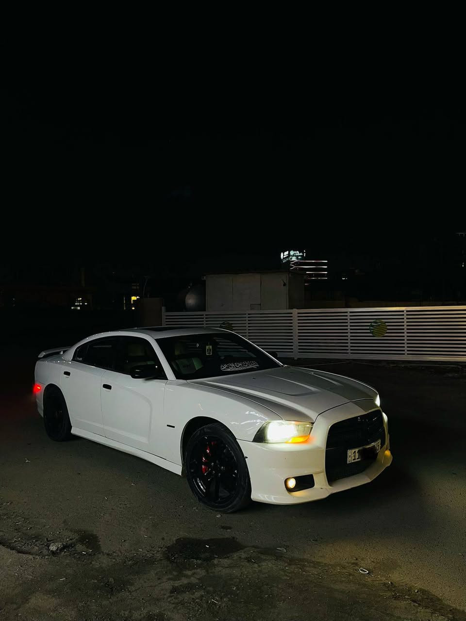 جارجر13 ارتي ماكس V8
فول للاخير فتحة سقف كشن السائق خزن ميموري 
 بريك متحرك
 ستيرن كهرباء 
الكشنات امامية كهرباء تبريد تدفئة مقاعد  امامية شاشة كبيرة srt 
كشنات خلفية تدفئة 
السيارة عليهة دوشمة كامل حسين شمارة +دشبول خياط مال حديث 
كب هولدر تبريد 
عليهة داون بايب 
بلكات ريسنك 
ولف حماوة ريسنك 
دبات ريمونت علي الوادي 
برمجة مصطفى ايكل 
لايت عالي ناصي زنون 
حادث امريكا جاملغ وبنيد جهة السايق 
وهنا صار بيهة طخات خفيفة بدون دواخل ابيعلك حزام 

السيارة مناقصهة برغي من كير ومكينة وحدادية ومنضومة تبريد واكسل 
السعر 138 بيها مجال غير متواجد على النت 
العنوان بابل الحله/*********** ترهم مراوس اوباما6
