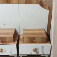 جربايه • ميز جانبي • غرفة نوم