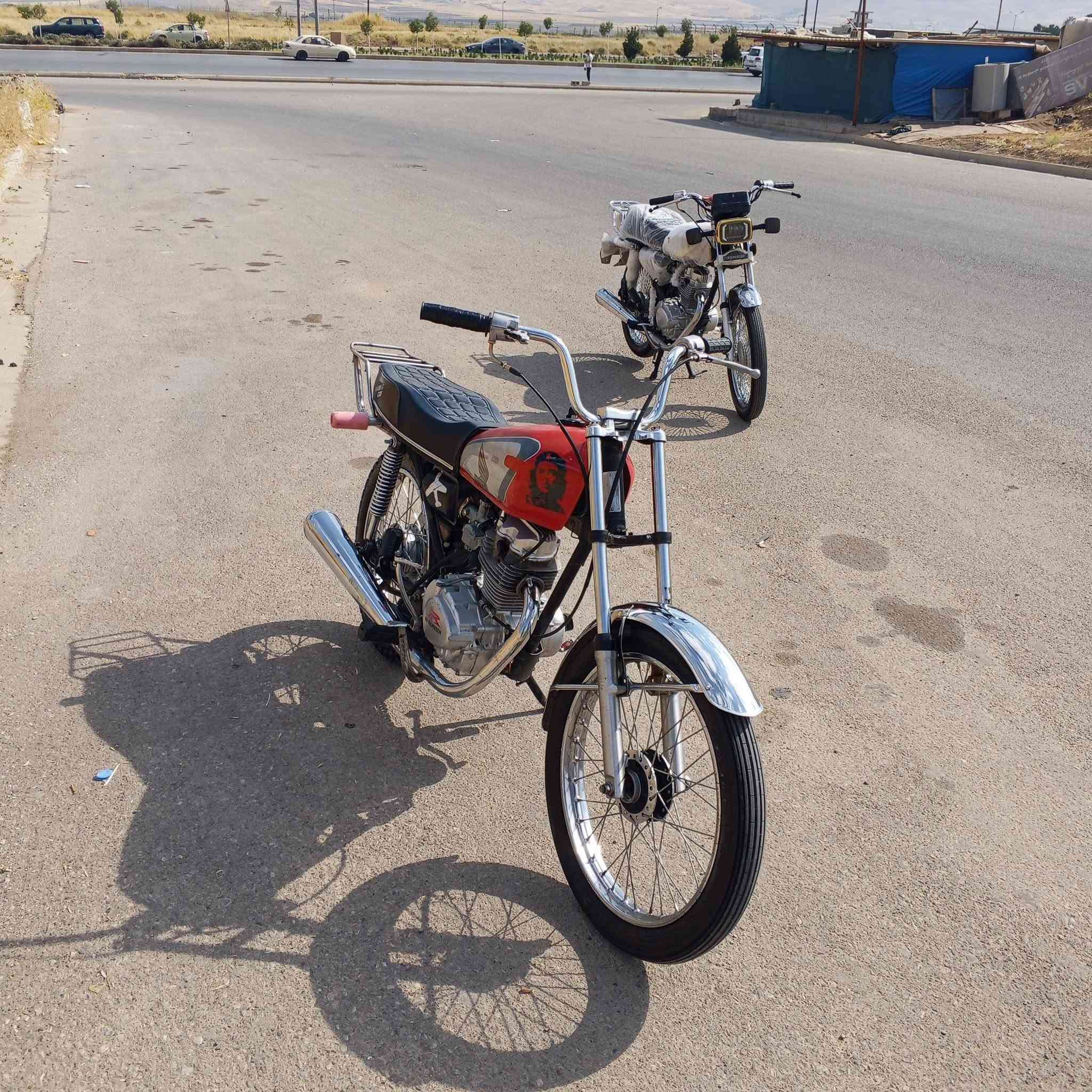 سەرەتا بەناوی خوای گەورە
بۆفرۆشتن ڕەبیدۆ 2024 
گیرو مەکینەبەشەرت
لەقوەتی خۆی بیزارە
ڕۆن دوکەل چەرکی تەنیا بەشەرت 
لەسلیمانیم  ژم  
 ***********
ئەدمین وەری گرە
