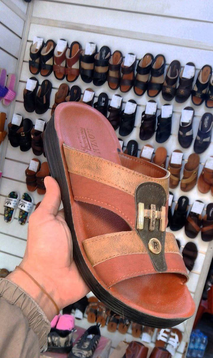 🌹شكراً لاختياركم وكالة اسو 🌹 
🌹مجمع الفرسان للجملة🌹
⬇️الملاحظات
✅خطوات الحجز ✅
1-ارسال صورة الموديل
2 تحديد العدد المطلوب والانتباه للقياس
3-رقم وعنوان المستلم 
يتم الرد على رسائل📲
الحجز واتساب فقط https://wa.me/+9647866117376
من ساعه 10صباحاً لغايه 8 مساءآ

تتوفر خدمة التوصيل الى كافة المحافظات
