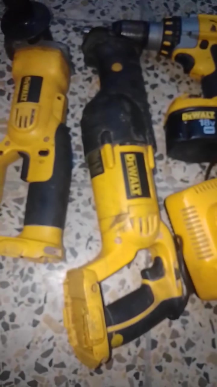 للبيع


**إذا كنت صاحب هذا الإعلان وتريد حذفه لأي سبب، رجاءا أرسل رسالة إلى الدعم الفني**