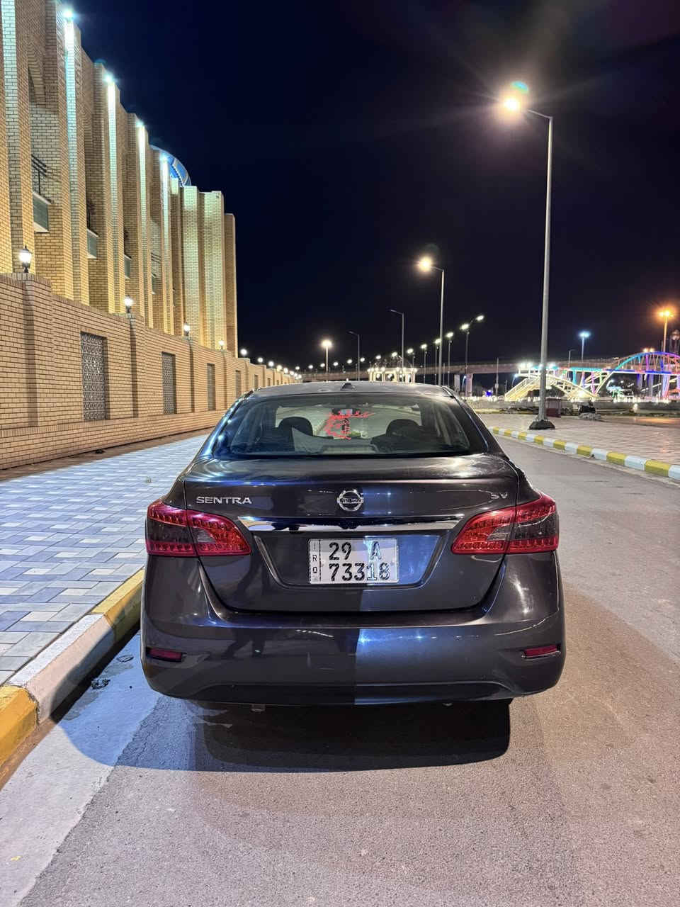 السلام عليكم 
سنترا ٢٠١٥ جاهزة من كلشي 
وارد امريكي مواصفات sv معروفه 
0772 860 0363
