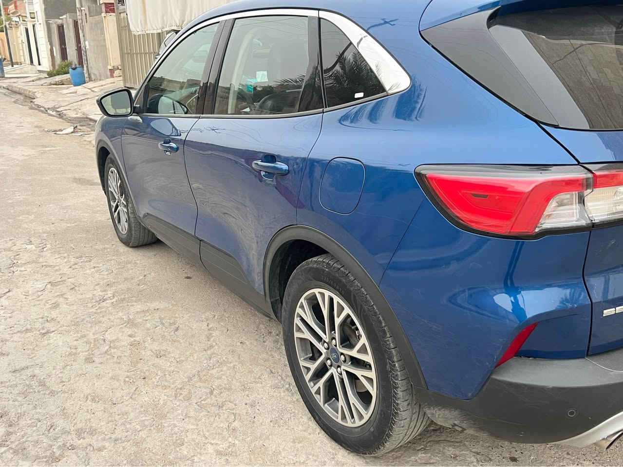 فورد سكيب 2022 محرك 1500 تيربو مواصفات (SEL) كشنات جلد صندوك كهرباء تشغيل عن بعد السيارة جديدة وما يحتاجلها اي مصرف رقم بغداد تحويل ثاني يوم بجم كبس حادثها جاملغ عكس السايق فقط معدل نفسه ومصبوغ وبالعراق صار تعديل بارد بالباب خلف السايق السعر 14200$ ومجالها بسيط  *********** الفلوجة, الأنبار
