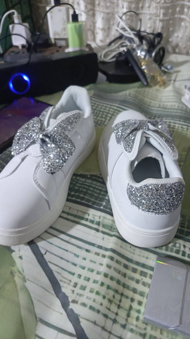 الجمال الفدقياس 23 السعر 12 وية التوصيل


**إذا كنت صاحب هذا الإعلان وتريد حذفه لأي سبب، رجاءا أرسل رسالة إلى الدعم الفني**