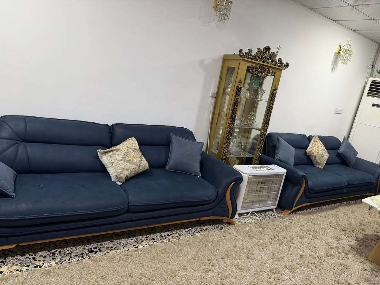 غراض بيت جدد للبيع كلمن اوسعرة عفية لتكسرون بالحاجة لان اريد اشيل والبيت زغير اي ستفسار ***********
