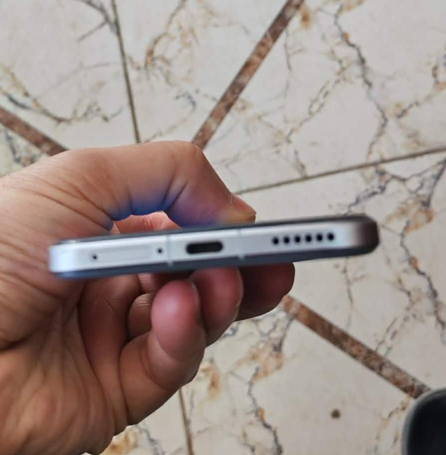 هونر ماجك 7برو للبيع. الجهاز جديد كلش ميفرق عن الي ينفتح من الكارتون  بحيث لاسق الشركه بعدة بي 
السعر 850  استخدامي اله اقل الشهر


**إذا كنت صاحب هذا الإعلان وتريد حذفه لأي سبب، رجاءا أرسل رسالة إلى الدعم الفني**