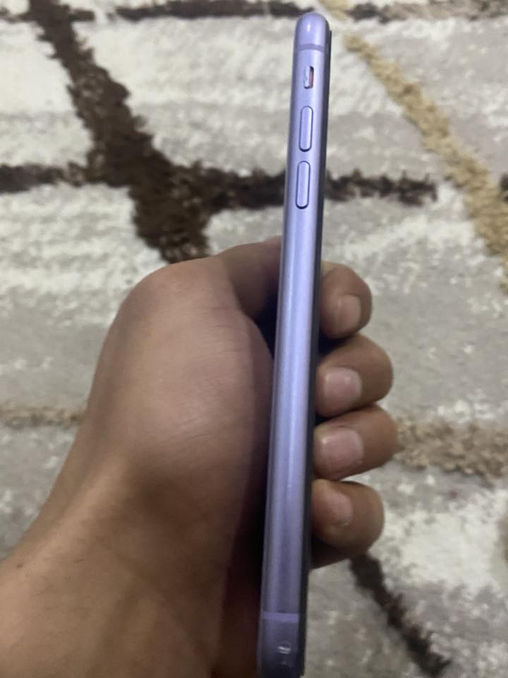 بسم الله الرحمن الرحيم
أيفون 11 عادي 🍎
نضافه فول✅
بطارية 85 أصل  🔋
تك سيمكارت 🔴
ذاكرة 64🔴
فيس ايدي 🆔 شغال 
مامفتوح✅ 
السعرررررررررر 220

#للأستفسار  ***********
خاص ماكو لاتراسل شراي خبرني
